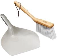 KitchenCraft Kehrschaufel und B&uuml;rste, Kehrschaufel aus Metall und Holzb&uuml;rste,