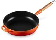 LE CREUSET Signature gusseiserne Saut&eacute;pfanne mit Holzgriff 28 cm Ofenrot,