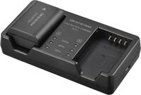 OM System SBCX-1 Batterieladeger&auml;t Kit mit BLX-1 Hochleistungs-Lithium-Ionen-Akku