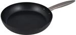 Zyliss Ultimate Pro Pfanne, Antihaftbeschichtung, 24 cm, mit Ausgie&szlig;er, schwarz,