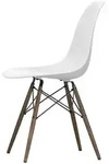Vitra - Eames Plastic Side Chair DSW RE, Ahorn dunkel / baumwollwei&szlig; (Filzgleiter