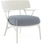 Kartell - A.I. Outdoor Lounge Chair, wei&szlig; / wei&szlig;-blau (Stoff Twill)