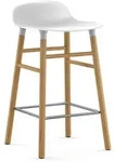 Normann Copenhagen - Form Barhocker 65 cm, Gestell Eiche / wei&szlig;