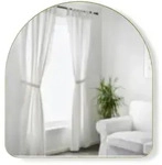 Umbra - Hubba Arched Wandspiegel, 91 x 86 cm, Messing