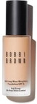 Bobbi Brown Skin Long-Wear Weightless Foundation SPF 15 0.5 Warm Porcelain 30 ml