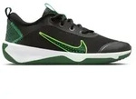 Nike Omni Multi-Court Hallenschuh Kinder - schwarz/gr&uuml;n - 38.5