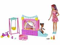 Mattel HHB67 - Barbie - Skipper - Babysitters Inc - Hüpfburg-Spielset mit 2 Puppen