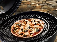 Outdoorchef Zubeh&ouml;r Lochblech Pizzablech beschichtet Art.Nr. 18.211.59