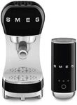 SMEG Kompakt-Bundle Siebtr&auml;germaschine 50s Style ECF00 + Milchaufsch&auml;umer MFF02