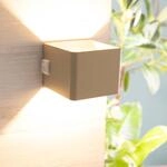 BRILLIANT Au&szlig;en-Wandleuchte "Iseo - portable Akkuleuchte inkl. Magnetplatte", beige