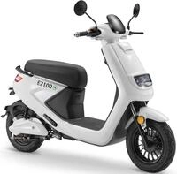 Luxxon E-Motorroller "E2100" bis zu 50 km Reichweite, mit Stra&szlig;enzul., 2