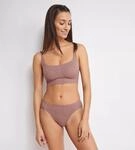 sloggi Bustier "ZERO Feel Bliss" mit herausnehmbaren, atmungsaktiven Pads und