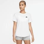 Nike Sportswear T-Shirt "W NSW CLUB SS TEE" etwas weiterer Schnitt, k&uuml;rzere L&auml;nge,