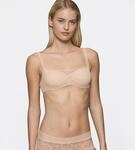 Triumph Balconette-BH "Body Make-Up Illusion Lace" Komfort B&uuml;gel, gepolstert,...