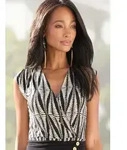 Shirttop LASCANA "mit Wickelausschnitt und taillierter Form im Alloverdruck",...