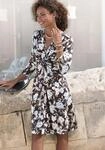 LASCANA Jerseykleid "aus b&uuml;gelfreier Ware mit Knotendetail vorne mit...