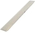 Baumarktplus TRUTZHOLM 1 x Alu Auffahrrampe 200 x 22 cm 200 kg gelocht gew&ouml;lbt