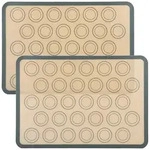 Intirilife 2x Silikon Macaron Backmatte in Grau-Braun mit 42 x 29.5 cm Gr&ouml;&szlig;e -