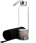 Intirilife Trinkflasche Wasserflasche mit Heilsteinen mit schwarzer Tasche -