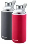 Westmark 2 Trinkflaschen Viva aus Glas 1 l, mit Cover, Set rot und1 x 5274226R