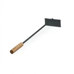 Relaxdays Aschekratzer, mit Holzgriff, Metall, 53 cm lang, f&uuml;r Grill, Feuerstelle &