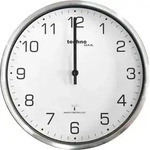 TechnoLine Funk-Wanduhr WT8900 33 x 4,8 cm Silber