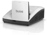 BenQ MH856UST+ Kurzdistanz Beamer mit 3500 Lumen und DLP-Technologie