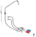 Saro Armatur Mit Fu&szlig;pedal - Kalt- / Warmwasser Set Modell Thea