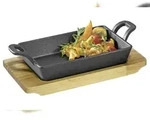 K&Uuml;CHENPROFI Servierpfanne eckig mit 2 Griffen und Holzbrett BBQ 21,5x12,5x6cm