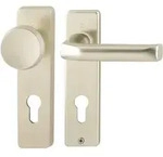 Kurzschildgarnitur London 54/227K/202KP/AP/113 Alu.F2 PZ eck.Wechselgrt.HOPPE