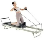VEVOR faltbarer Pilates Reformer Trainingsger&auml;t f&uuml;r den Einsatz im