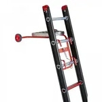 Altrex Wandabstandshalter mit Laufrollen und Werkzeugablage