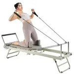VEVOR Faltbarer Pilates Reformer Trainingsger&auml;t im Heim-Fitnessstudio,...