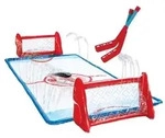 Wham-O Slip N Slide Wasser-Kniehockey Set &ndash; 2 aufblasbare Tore, 2 Schl&auml;ger,...