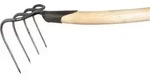 Dunghacke Zinken-L.210mm m.Federd&uuml;lle,m.Stiel G.1200 g,4 rd.Zinken KRUMPHOLZ