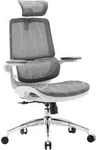 Ergonomischer B&uuml;rostuhl mit hochklappbaren Armlehnen und adaptiver