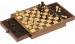 Goki 56919 - Magnetisches Schachspiel mit Schubladen