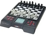 Millennium M805 Karpov Schachcomputer, Schachschule