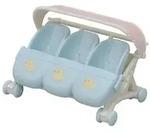 Kinderwagen f&uuml;r Drillinge
