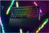 Razer BlackWidow V4 Pro - Tastatur - 75% - mit OLED-Display, Befehlsw&auml;hler -