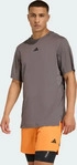 adidas Training KE9936, adidas Training Regular Fit T-Shirt mit Logo-Print Modell