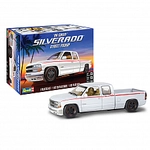 Revell - 99 Chevy Silverado Custom Pickup - 1:25 - 150 Teile 305197