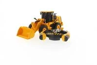 Carrera 1:35 RC Cat&reg; 950M Wheel Loader (B/O) 51617325744467