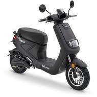 XT2000 Elektroroller mit 2000 Watt Motor (45 km/h)