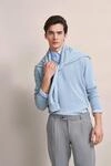Pullover mit komfortablen Schnitt in hellblau