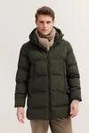 Steppparka mit Kapuze und wasserdichter Funktion in Regular Fit aus der