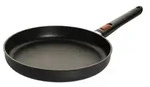 WOLL Eco Lite QXR Flachpfanne &Oslash; 28 cm Eco Lite QXR &brvbar; schwarz &brvbar; Aluminium &brvbar; Ma&szlig;e