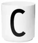 DESIGN LETTERS Buchstabenbecher &brvbar; wei&szlig; &brvbar; Porzellan &brvbar; Ma&szlig;e (cm): H: 8,5 ...