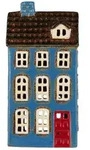 IB Laursen Keramikhaus Teelicht My Home Town blau mit roter T&uuml;r, 10 x 7.5 x...