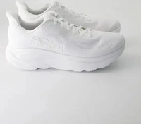 HOKA 1162030-WWH, HOKA CLIFTON 10 Laufschuhe Herren in white-white, Gr&ouml;&szlig;e 44...